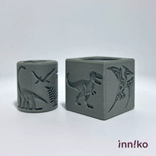 Load image into Gallery viewer, Dinosaur-Themed 2-in-1 Cube with Roller – A Twist on Classic Dough Play - by inniko