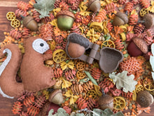 Load image into Gallery viewer, Playful Acorn Bio Mold