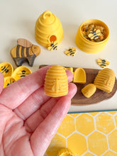 Load image into Gallery viewer, Busy Beehive Bio Mold, 3D-printed for Sensory Play (S, M, L)