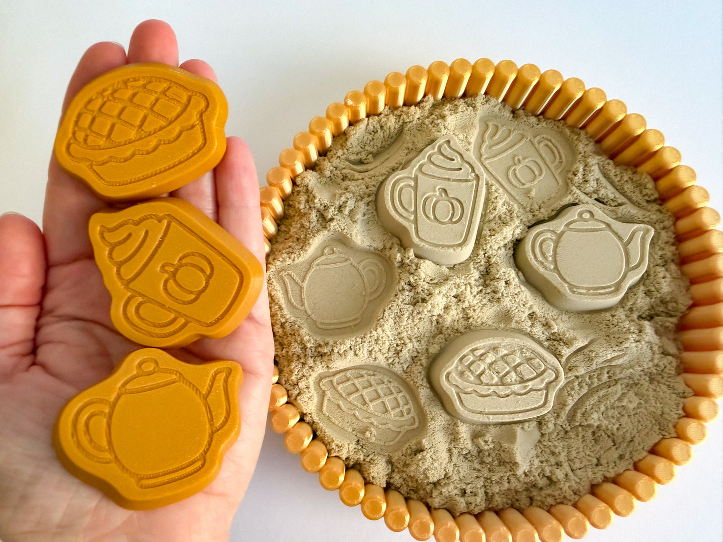 Cozy Fall-themed Molds by inniko set of 3