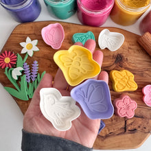 Load image into Gallery viewer, Playful Spring-themed Molds by inniko