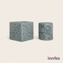 Load image into Gallery viewer, Space-Themed 2-in-1 Cube with Roller – A Twist on Classic Dough Play - by inniko