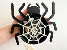 Load image into Gallery viewer, Spider with removable Fluorescent Web Bio Sensory Play Tray