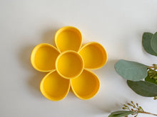 Load image into Gallery viewer, Mini Spring-themed Bio Sensory Play Tray (set or individual)