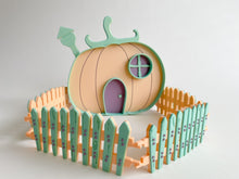 Load image into Gallery viewer, Creative Play Fence set of 5