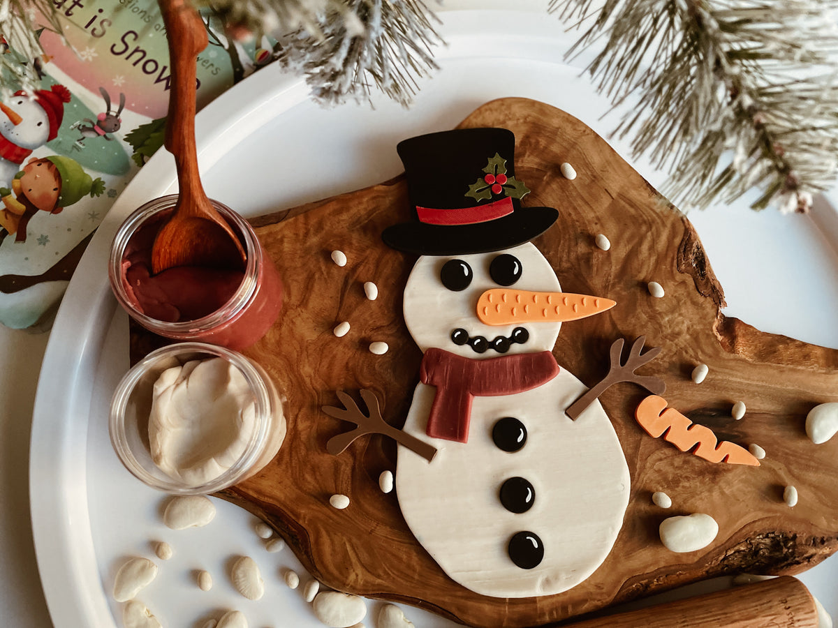 Build a Snowman Kit in a Drawstring Bag