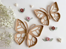 Load image into Gallery viewer, Butterfly Bio Sensory Play Tray
