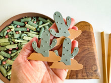 Load image into Gallery viewer, Mini Western Landscape | Cacti set of 3
