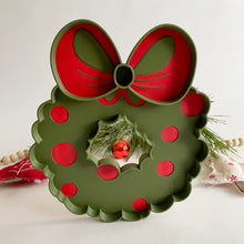 Load image into Gallery viewer, Christmas Wreath Bio Sensory Tray
