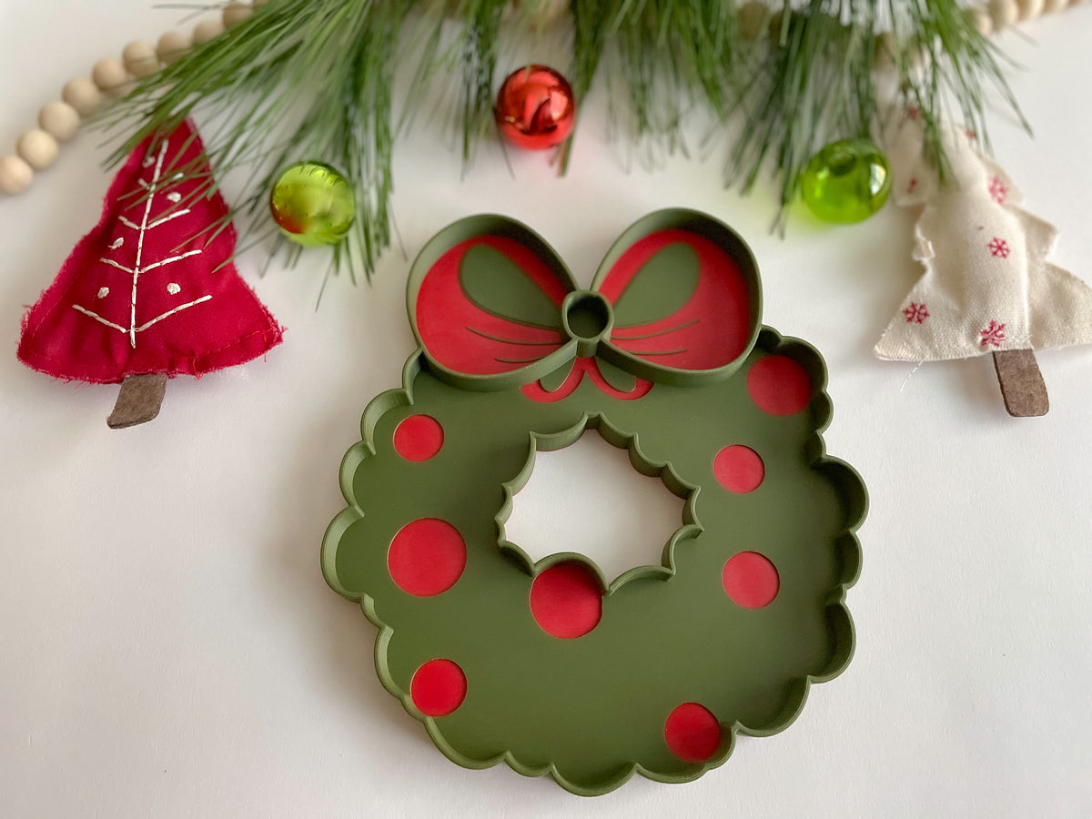 Christmas Wreath Bio Sensory Tray