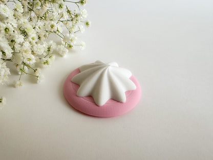 Cupcake Bio Mold and Whipped Cream Top