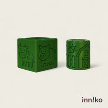 Load image into Gallery viewer, Farm-themed 2-in-1 Cube with Roller – A Twist on Classic Dough Play - by inniko
