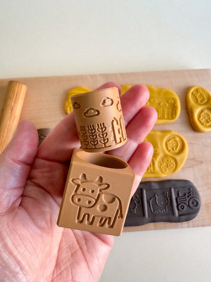 Farm-themed 2-in-1 Cube with Roller – A Twist on Classic Dough Play - by inniko
