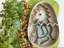 Load image into Gallery viewer, Jumbo Hatching Critters Bio Play Tray
