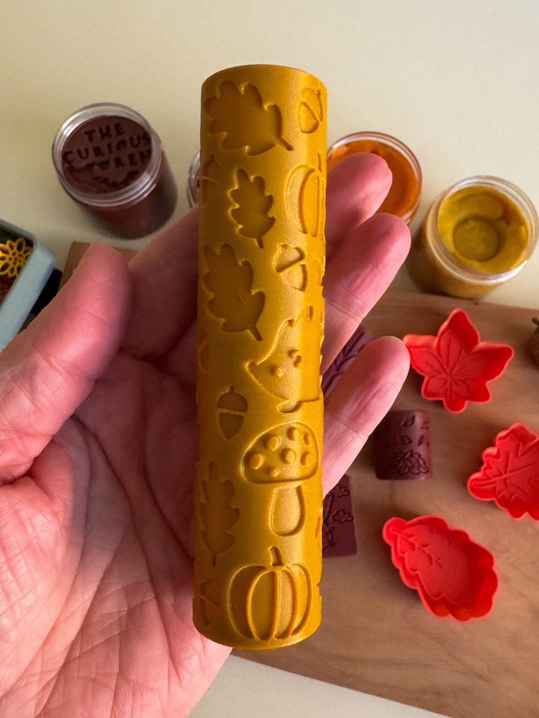 Fall-themed Playdough Rollers and Leaf Molds by inniko