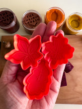 Load image into Gallery viewer, Fall-themed Playdough Rollers and Leaf Molds by inniko
