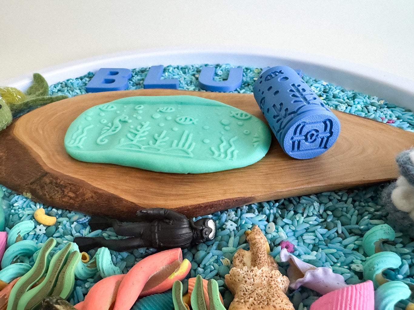 Ocean-Themed 2-in-1 Cube with Roller – A Twist on Classic Dough Play - by inniko