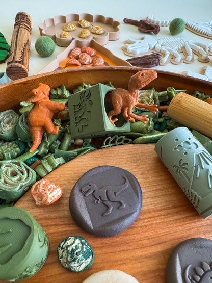 Dinosaur-Themed 2-in-1 Cube with Roller – A Twist on Classic Dough Play - by inniko
