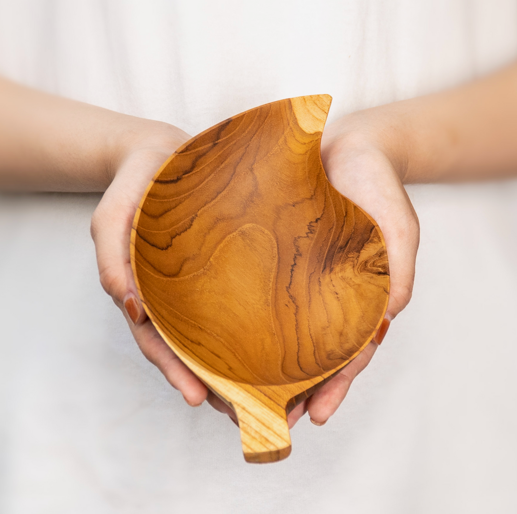 Leaf-shaped Teak Wood Plate