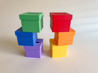 Eco-Friendly Learning Box with Slotted Lid 3D-printed