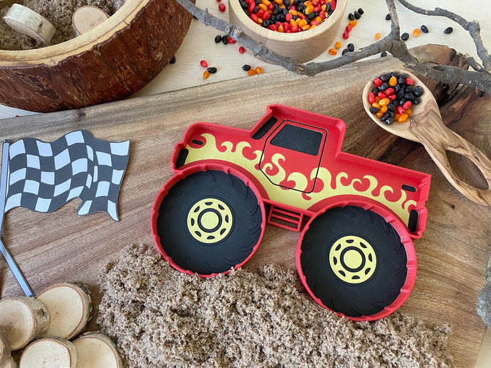 nature based toys, monster truck, sensory play, sensory tray, summer play, water play, outdoor play, mud kitchen, kinetic sand, playdough, fizzy play, potion play, biodegradable, bio tray, eco cutter, eco molds, eco trays, 3D printed, WooBeWee, flisat table, sensory bin