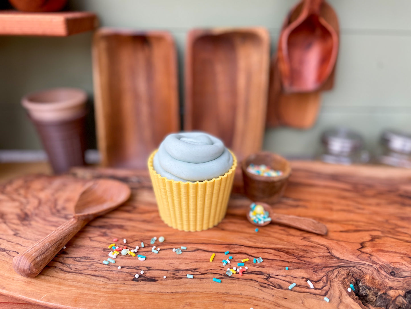 Cupcake Bio Mold and Whipped Cream Top