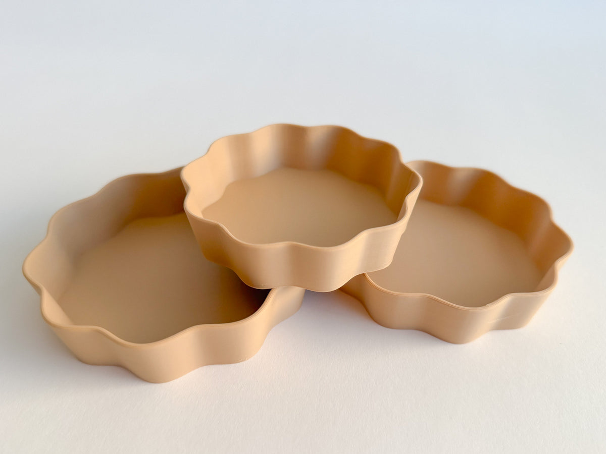 Little Baker's Nesting Pie Pans set of 3