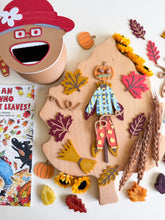 Load image into Gallery viewer, Loose Parts for The Old Lady Who Swallowed Some Leaves set of 16
