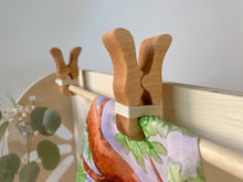 Load image into Gallery viewer, Play clips, clips for playstands, wooden clips, play clip, clip for playstand, clothes pin, wood clip, waldorf accessory
