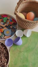 Load and play video in Gallery viewer, Reusable Eco-Friendly Egg, 3D-printed
