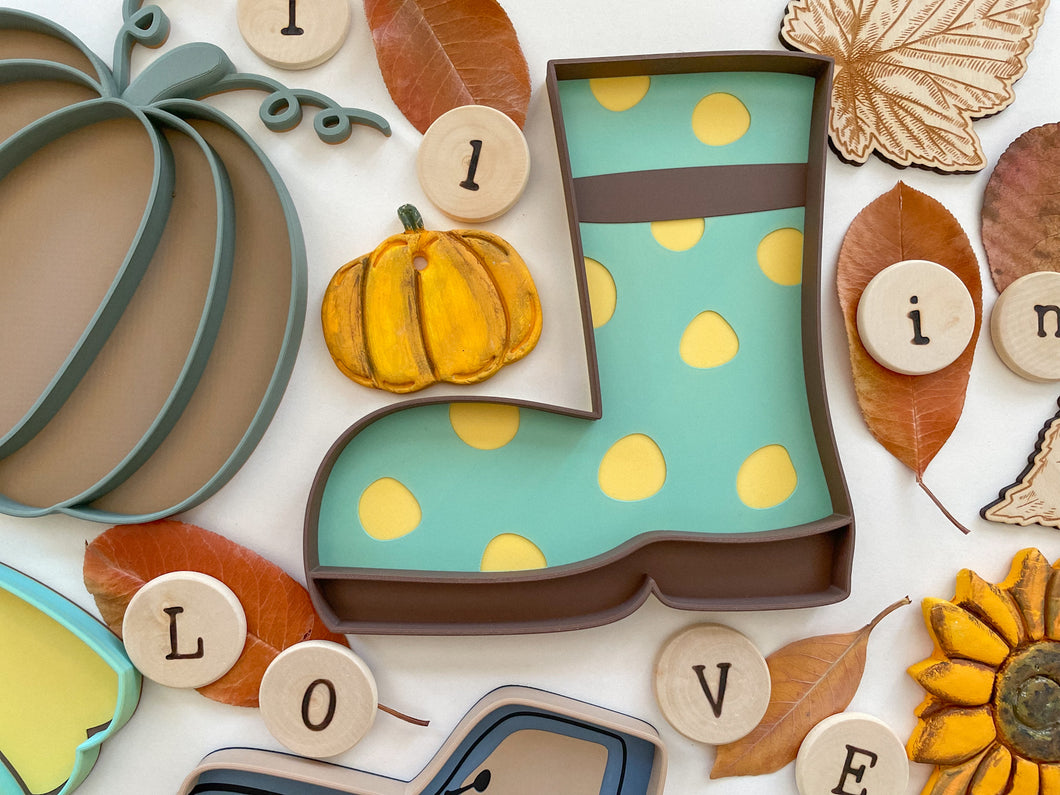 Rain Boot Bio Tray for Sensory Play
