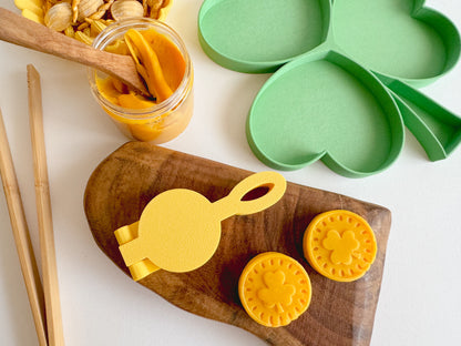 Shamrock Lucky Coin Mold