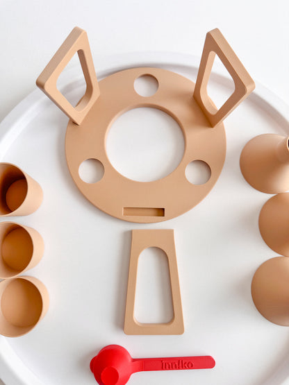 Sensory Sorting Stand by inniko