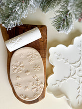 Load image into Gallery viewer, NEW Snowflake Bio Sensory Play Tray and accessories
