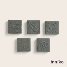 Load image into Gallery viewer, Space-Themed 2-in-1 Cube with Roller – A Twist on Classic Dough Play - by inniko

