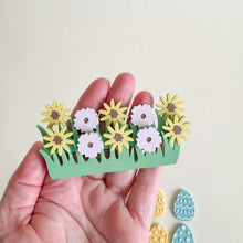 Load image into Gallery viewer, Eco-Friendly Springtime Goodies for Sensory Play
