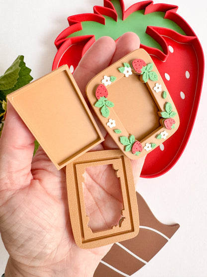 More Strawberry-Themed Goodies by WooBeWee