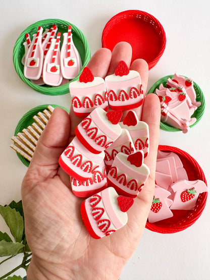 More Strawberry-Themed Goodies by WooBeWee