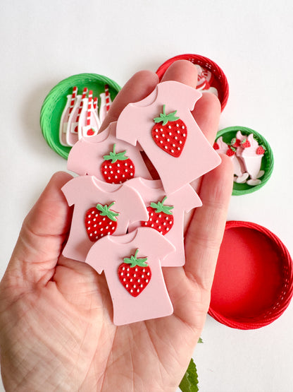 More Strawberry-Themed Goodies by WooBeWee