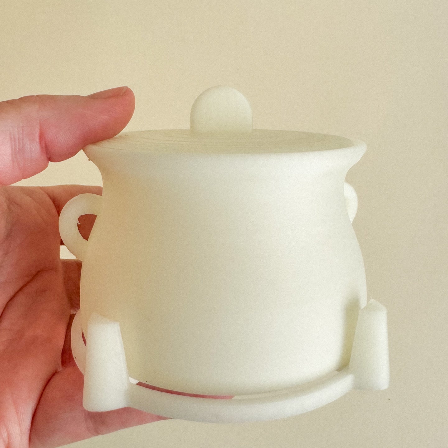 NEW Colors Witches Cauldron with stand, 3D-printed by WooBeWee™