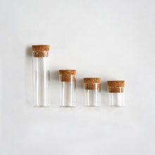 Load image into Gallery viewer, Medium Specimen Bottles with Cork (16 pcs) by June and December
