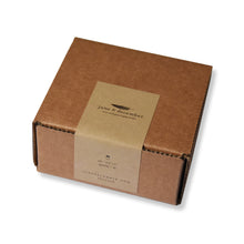 Load image into Gallery viewer, Medium Specimen Bottles with Cork (16 pcs) by June and December
