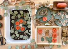 Load image into Gallery viewer, Lili Pad Biodegradable Sensory Tray (Matte Green)
