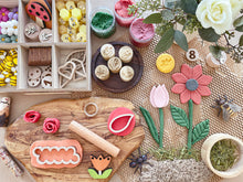 Load image into Gallery viewer, Build a Flower Bio Dough Cutter set of 7
