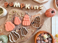 Load image into Gallery viewer, Pumpkins Bio Dough Cutter set of 3
