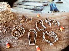 Load image into Gallery viewer, Spooky Halloween-themed Bio Dough Cutter set of 6
